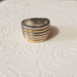 Lia Sophia "Echo" ring size 8